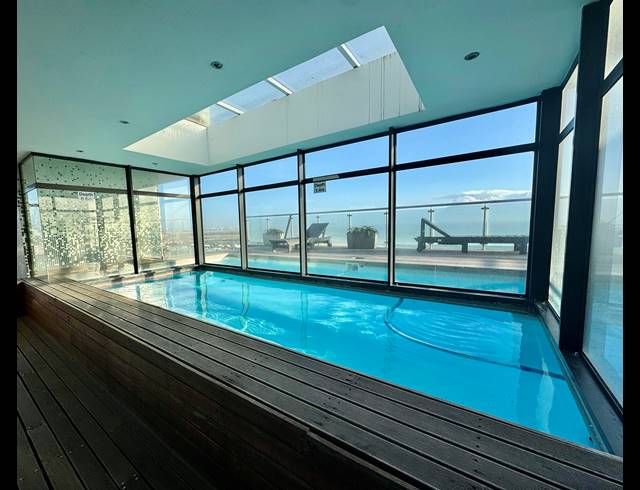 4 BEDROOM APARTMENT FOR SALE IN BEACHFRONT